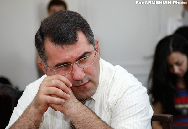 Արմեն Մարտիրոսյանը «Ժառանգությանն» ու ԲՀԿ-ին ՀՅԴ-ից սկզբունքային համարեց