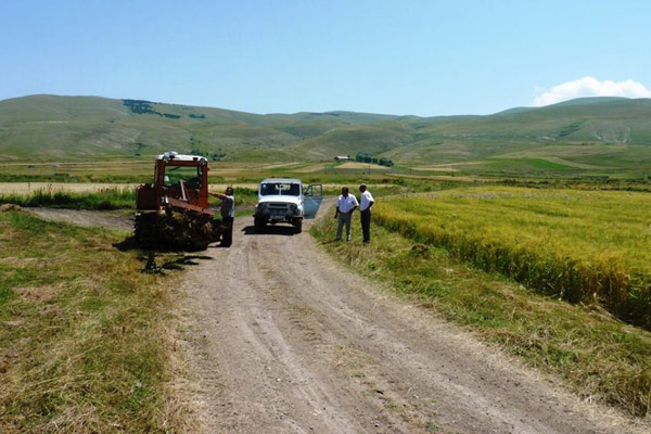 Արա Հարությունյանի մոտ քննարկվել են աշնանացանի նախապատրաստական աշխատանքները