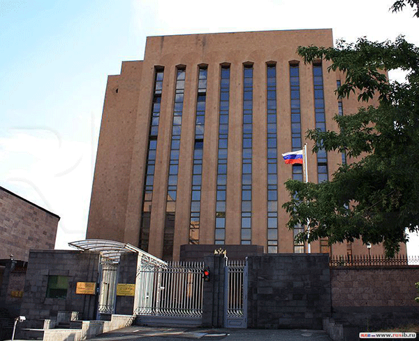 ՀՀ-ում ՌԴ դեսպանատունը պատասխանում է ԱՄՆ դեսպանատանը. «Հայաստանի գործարարներն ինքնուրույն կարող են կողմնորոշվել և կարիք չունեն այլոց հուշումների»