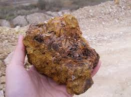 «ՈՒԱԶ»-ի բեռնախցիկում ոսկու հանքից գողացված 58 կգ հանքանյութ է հայտնաբերվել