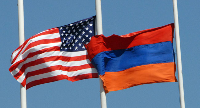 Սեյրան Օհանյանն ու Ջոն Հեֆերնը քննարկել են հայ-ադրբեջանական սահմանին տիրող լարված իրադրությունը
