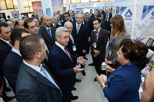 Նախագահն այցելել է «Էքսպո Ռուսաստան-Հայաստան. 2014» արդյունաբերական միջազգային ցուցահանդես