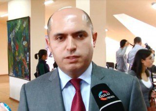 Աշոտյանը՝ Ծառուկյանի նախագահ դառնալու, «թեժ աշնան» եւ Սերժ Սարգսյանին «փառք տալու մասին». Գալա