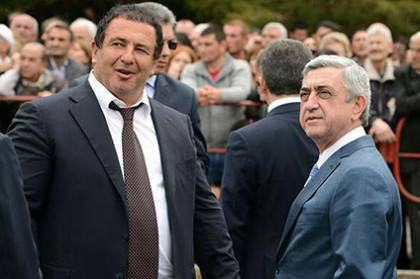 Ընդդիմությունը կարող է որոշ հարցերում Սերժ Սարգսյանի հետ համակարծիք լինել եւ միաժամանակ պահանջել նրա հրաժարականը. «Չորրորդ իշխանություն»
