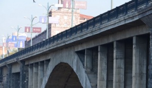 Մոտ 20 տարեկան աղջիկը Կիևյան կամրջից ցած է նետվել Հրազդան գետը