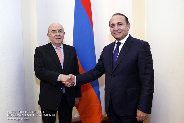 Հայաստանի վարչապետն ընդունել է Կիպրոսի Ներկայացուցիչների պալատի նախագահին