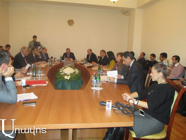 Քննարկում ԱԺ-ում՝ արխիվային գործի մասին. «Գերատեսչությունն իր ժուլիկությունները ոչնչացնում է»