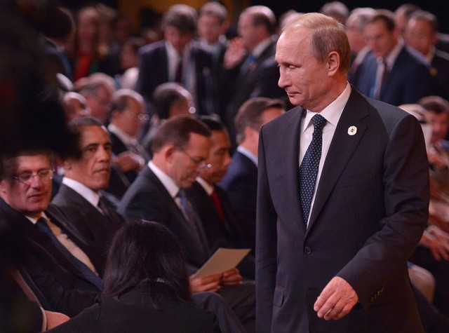 Կանադայի վարչապետը՝ Պուտինի ձեռքը սեղմելով, պահանջել է «չքվել Ուկրաինայից». Bloomberg