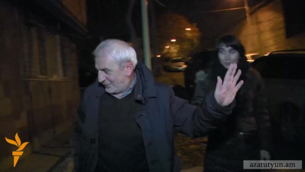 Մանուկյանին ծեծելու կասկածանքով բերման ենթարկվածն ազատ է արձակվել. armtimes.com
