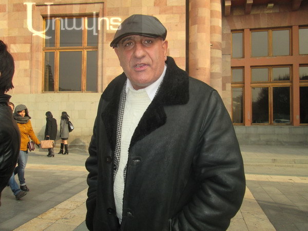 Գնաճից դժգոհ քաղաքացիները վիրավորանքներ են տեղում (Տեսանյութ)