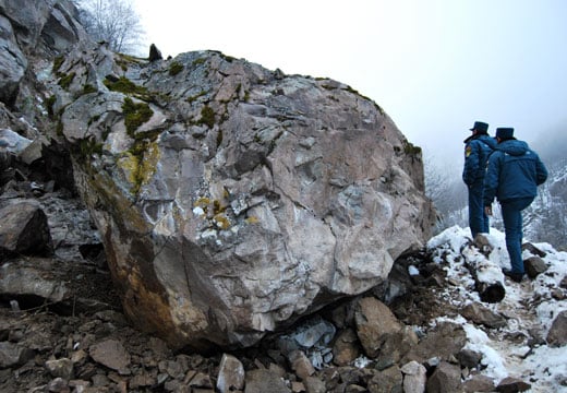 Քարաթափում` Սյունիքի մարզի Կապանից Քաջարան տանող ավտոճանապարհին 