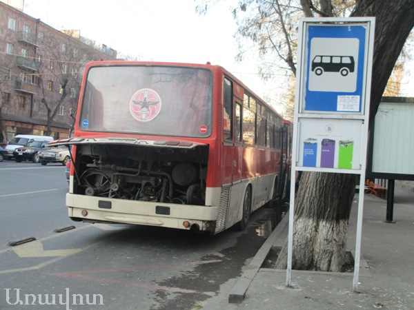 Խախտում արած ՀՀԿ ավտոբուսներին ոստիկանը հրաժարվեց «կարգի բերել»