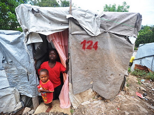 Հայիթի. Երկրաշարժից 5 տարի հետո էլ մարդիկ ապրում են վրաններում (Տեսանյութ)
