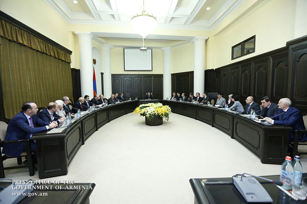 Կառավարությունում քննարկվել են շինարարության ոլորտի զարգացման հեռանկարները