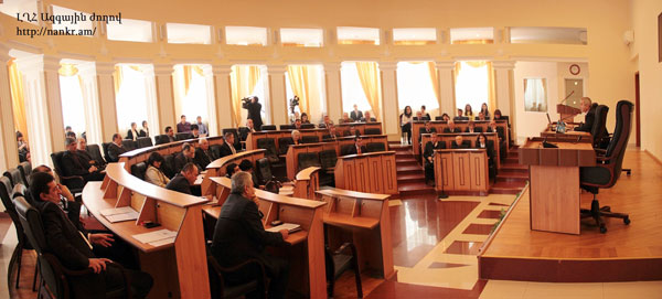 ԼՂՀ  Ազգային ժողովի նախագահը անդրադարձ է   կատարել ղարաբաղա-ադրբեջանական զորքերի շփման գծում տիրող իրավիճակին