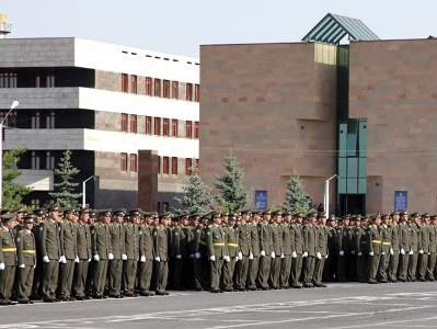  Նախագահի հրամանագրով Արմեն Ղահրամանյանը նշանակվել է Վ. Սարգսյանի անվան ռազմական ինստիտուտի պետ