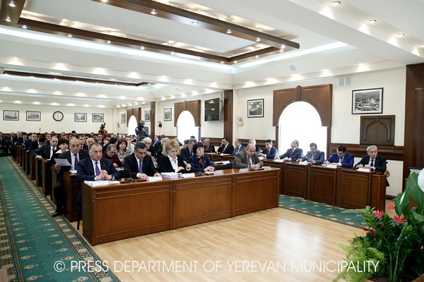 Ավագանու անդամը մոռացել էր. «Չորրորդ իշխանություն»