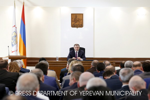 Տարոն Մարգարյան. Հատկապես հանգստյան օրերին շրջելով քաղաքում՝ կտեսնեք այն պատկերն, ինչն ուղղակի անթույլատրելի է