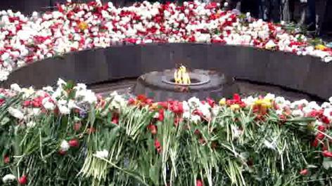 Անմար կրակի մոտ երեկվա դրությամբ հազարավոր ծաղիկներ էին խոնարհած. «Հայկական ժամանակ»