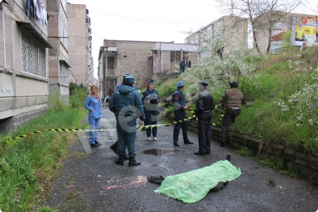 Ցած է նետվել 9-րդ հարկից