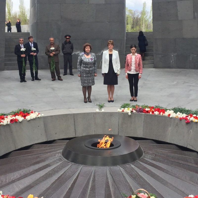 ԵԽԽՎ նախագահն այցելել է Ծիծեռնակաբերդի Հայոց ցեղասպանության հուշահամալիր