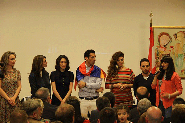 «Եվրատեսիլ-2015» երգի մրցույթում Հայաստանը ներկայացնող «Genealogy» խմբի հետ հանդիպում Վիեննայում