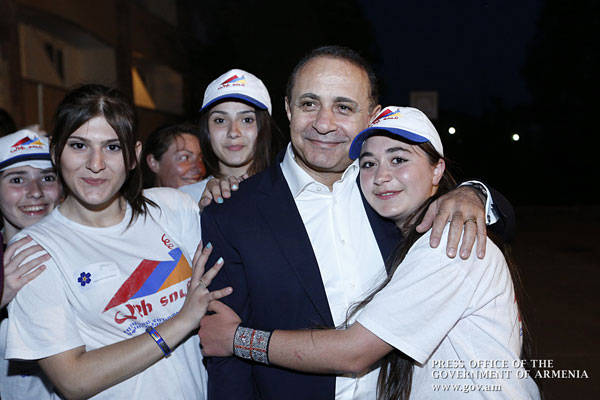 ՀՀ իշխանությունը պատրաստ է հայ երեխաներին ընդունել Հայաստանում