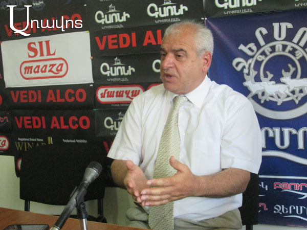 «Պատրաստ եմ Սուրիկ Խաչատրյանի մարտավկան լինել, թող գա, բացատրի՝ ինչ է կատարվում»