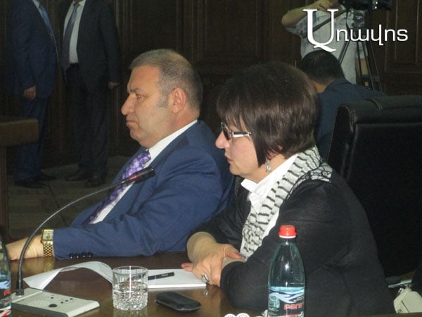 Լյուդմիլա Սարգսյանը վիրավորված եւ ստորացված է իրեն զգում. Հակոբ Հակոբյանի «սեռական խտրականությունից» (Տեսանյութ)