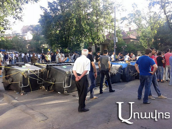 Ոչ առաջնորդ ունեին, ոչ ծրագիր: Միայն պատրաստ էին ծեծվելու եւ ջրվելու