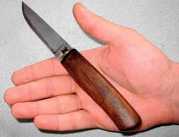 Նկատելով դանակը՝ փայտով ուժգին հարվածել է ձեռքին