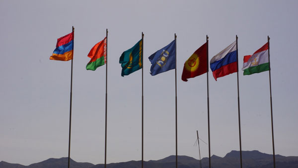 Ռուսաստանի ինչի՞ն է պետք Հայաստանի իշխանական օղակներում «գործակալական ցանց» ունենալը. «Չորրորդ իշխանություն»