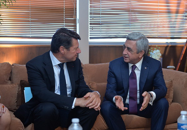 Սերժ Սարգսյանը հանդիպեց Նիցցայի քաղաքապետի հետ