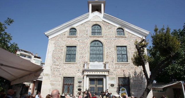 Վերականգնված հայկական եկեղեցին վերաբացվել է Ստամբուլում. Daily Sabah
