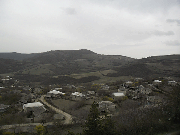 Ադրբեջանցի դիպուկահարները կրակել են խաղող քաղող չորաթանցիների վրա