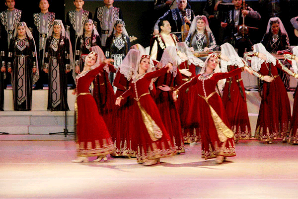 Հայաստանի երգի-պարի պետական անսամբլի համերգը Քյոլնում