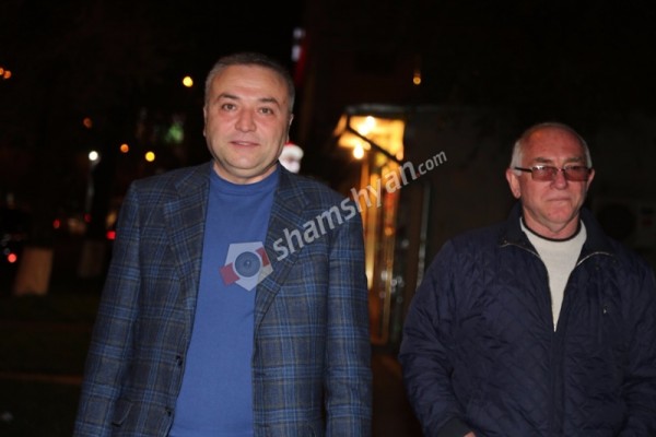 Երեւանի նախկին փոխոստիկանապետ Արթուր Մեհրաբյանը չի արտագաղթել, նա ազատ շրջում է Երևանում. Shamshyan.com