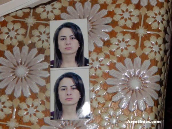 Ձերբակալված կին «տեռորիստներից» մեկի լուսանկարը (ֆոտոներ դեպքի վայրից). Armtimes.com