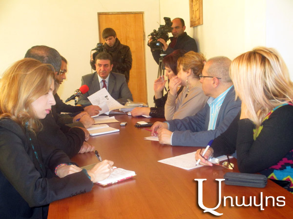 Մեկնարկեց ձմեռային զորակոչի ընթացքում քաղաքացիների դիմումների եւ բողոքների քննարկման հանձնաժողովի աշխատանքը
