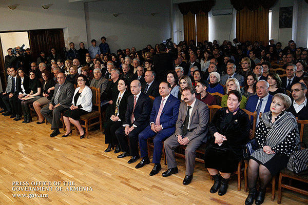 Վարչապետը ներկա է գտնվել «Գլաձոր» համալսարանի հիմնադրման 25-ամյակին նվիրված միջոցառմանը