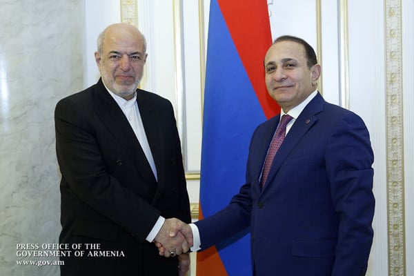Վարչապետ Աբրահամյանն Իրանի էներգետիկայի նախարարի հետ քննարկել է հայ-իրանական փոխգործակցության զարգացմանն առնչվող հարցեր
