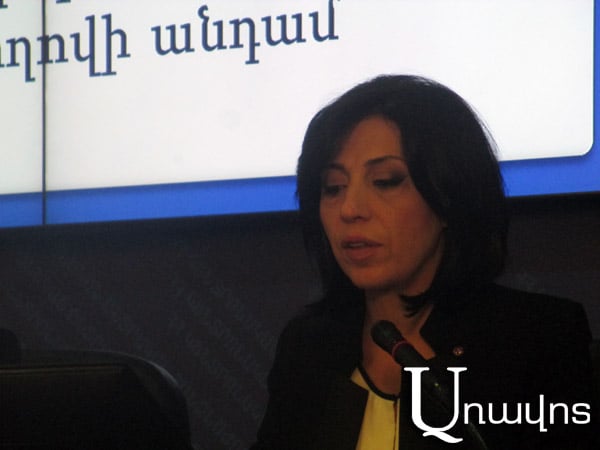 Լրագրողները եւ դիտորդները հերքել են, որ հանձնաժողովները արգելել են իրականացնել իրենց  առաքելությունը