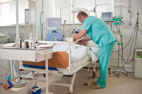 Թոքաբորբով ծանր վիճակում գտնվող 7 հիվանդի միացված է արհեստական շնչառության սարք