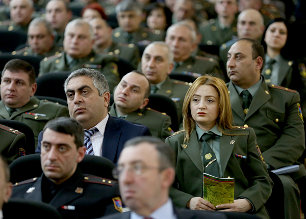 Արծրուն Հովհաննիսյանը հրապարակել է բանակում 2015թ. գրանցված մահերը՝ ըստ պատճառների
