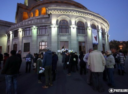 Աղջիկների արարքները՝ քննության առարկա