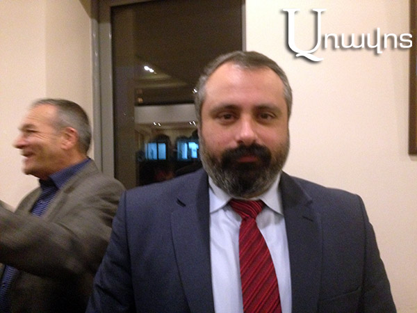 Դավիթ Բաբայան. «Այս պահին Ադրբեջանը խախտում է զինադադարը. Ղարաբաղում շարունակվում են մարտական գործողություները»