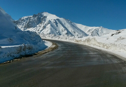 Հանրապետության որոշ ավտոճանապարհներին տեղում է թույլ ձյուն