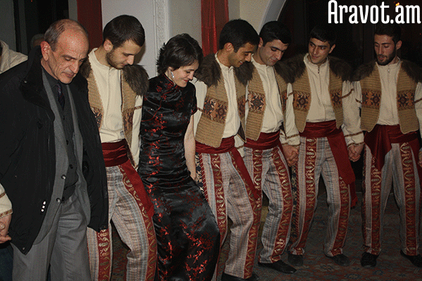 Հայ-չինական մշակույթի օրերը Երևանում սկսվեցին ավանդական երգով ու պարով