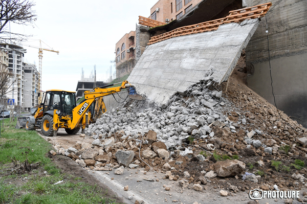 Փլուզում Խարբերդի ամառանոցների տներից մեկում. փլատակներում մարդ է մնացել