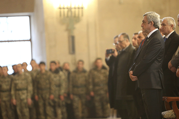 Սերժ Սարգսյանը ներկա է գտնվել Հայրենիքի և հայրենյաց պաշտպան զինվորների համար մատուցված միասնական աղոթքին